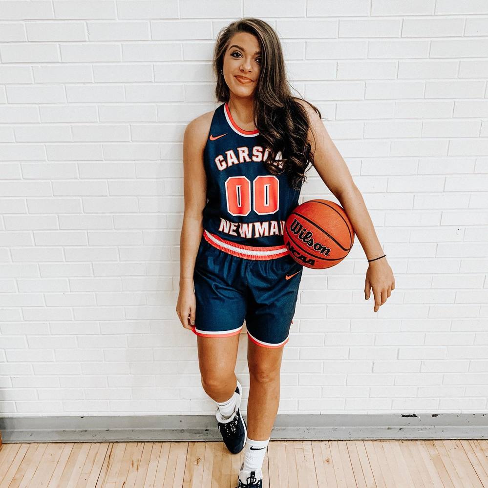 Meet your Posher, Harli